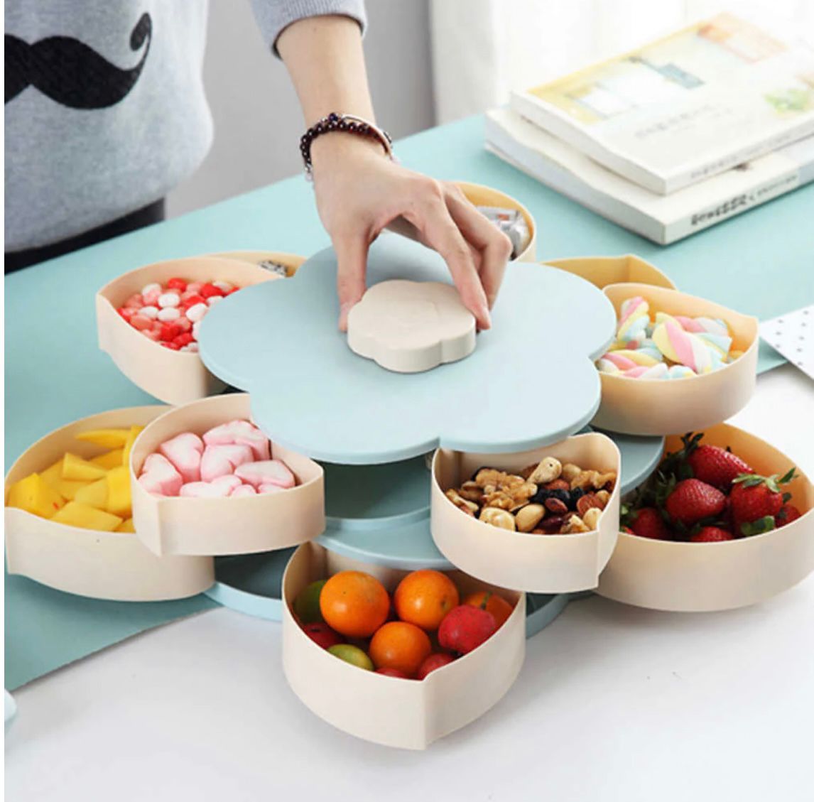 Bol cu 10 compartimente in forma de floare