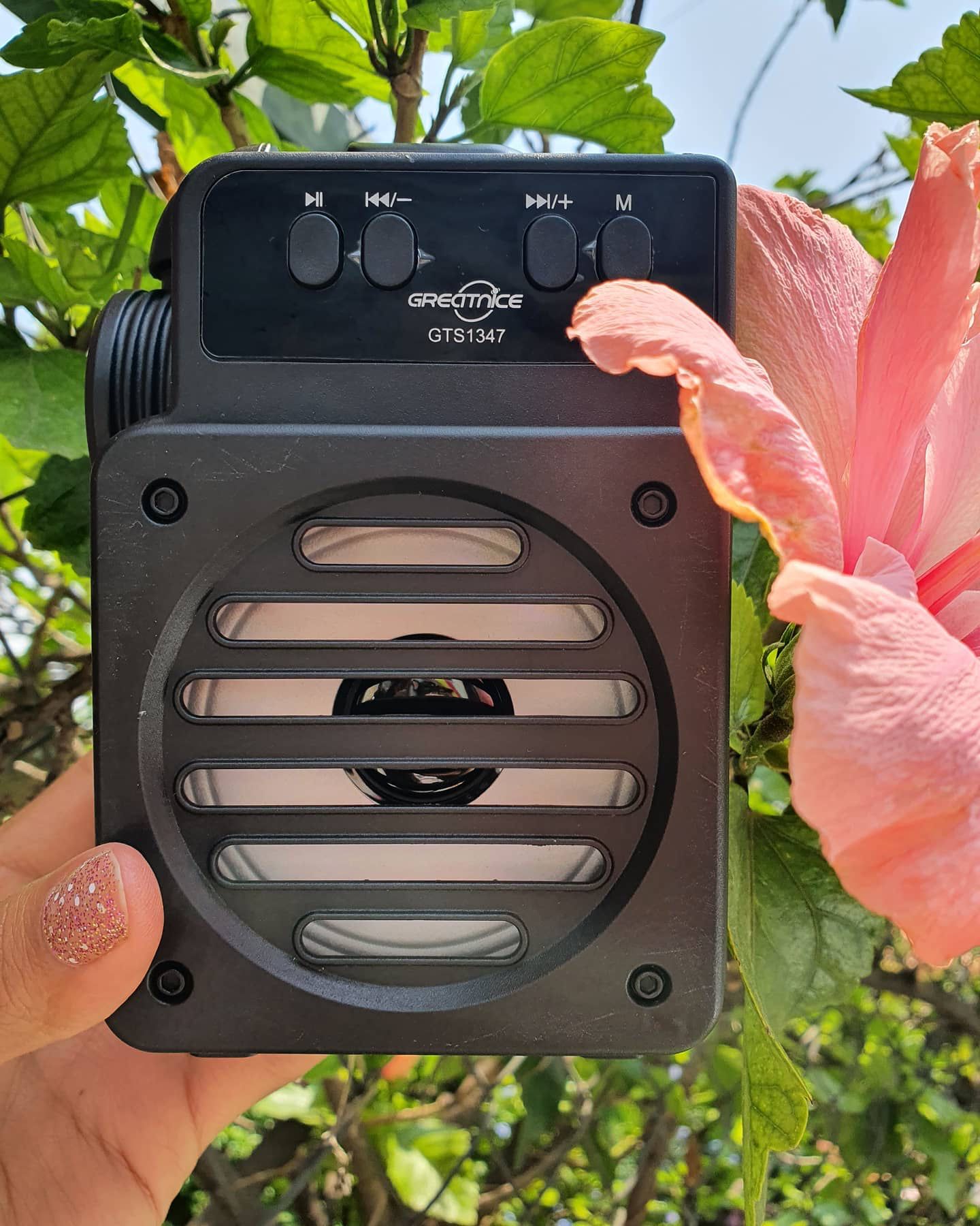 Pachet: Camera auto DVR, 2.4 inch, HD, filmare noaptea + Boxa portabila cu lumina Led si functie de Radio Fm