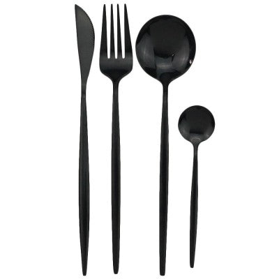 Set de 16 tacamuri, elegant si rafinat, cu un finisaj luxos, negru