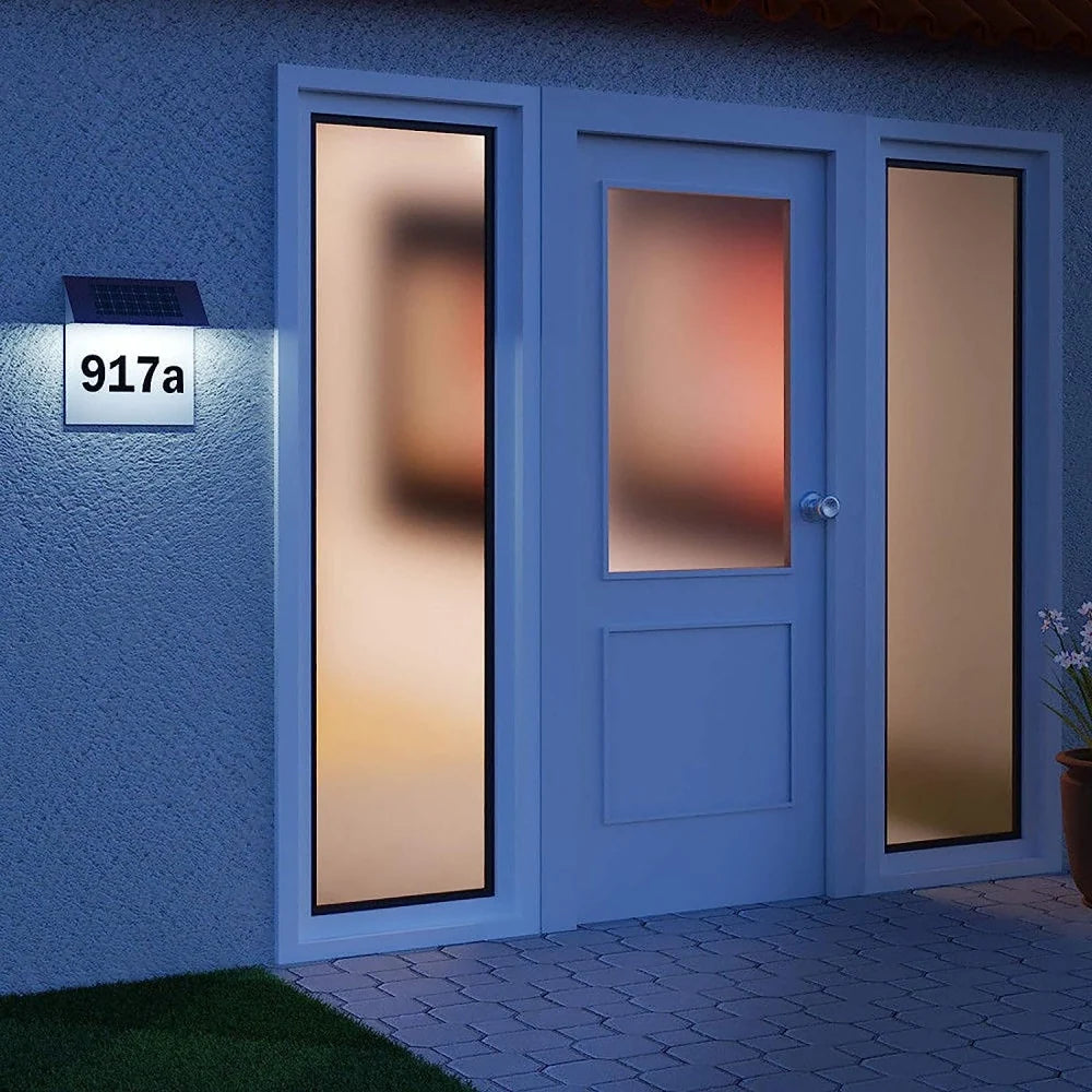PACHET Numar de casa cu iluminare LED si alimentare solara + Parasolar pliabil tip umbrela pentru parbrizul masinii + Lanterna tactica cu Zoom, rezistenta la apa