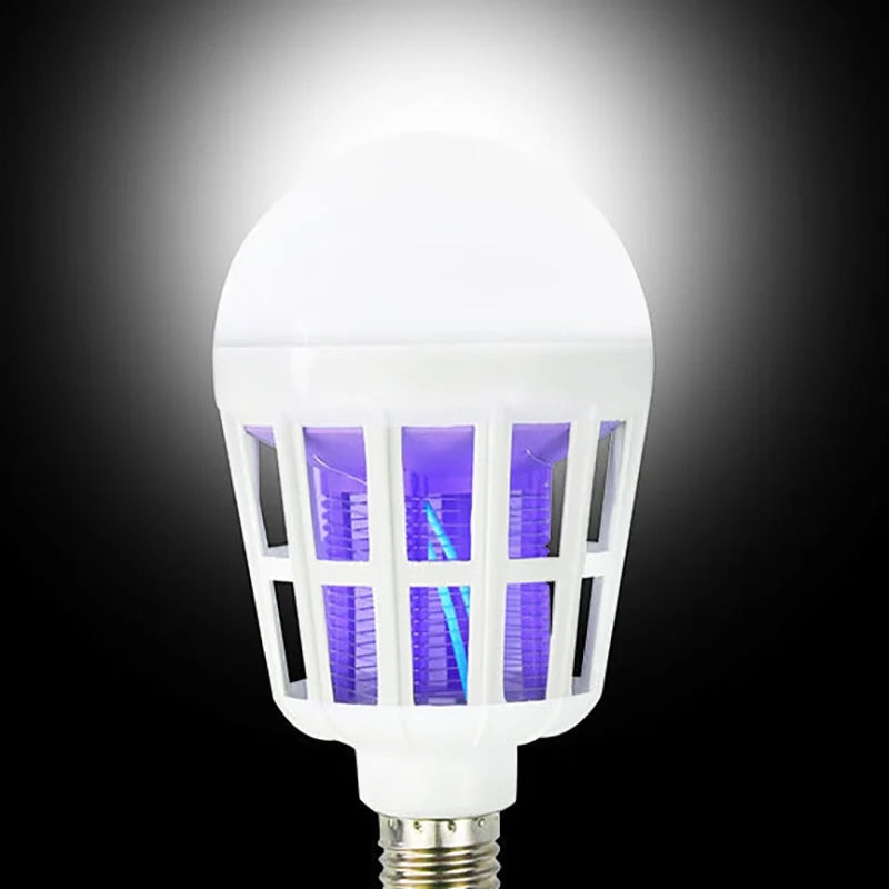 PACHET Furtun de gradina elastic, 45m extensibil + Lampa UV anti insecte + Lampa Solara 100 Led cu Senzor de miscare