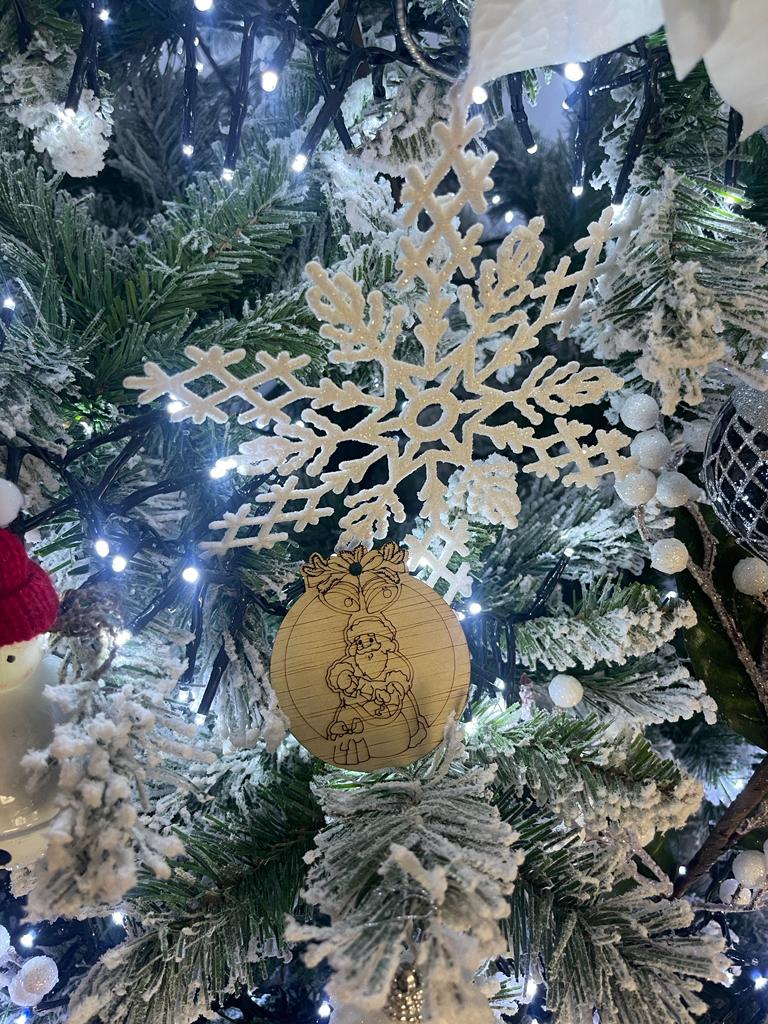 Set 8 globuri rotunde din lemn, pentru pictat, 7 cm